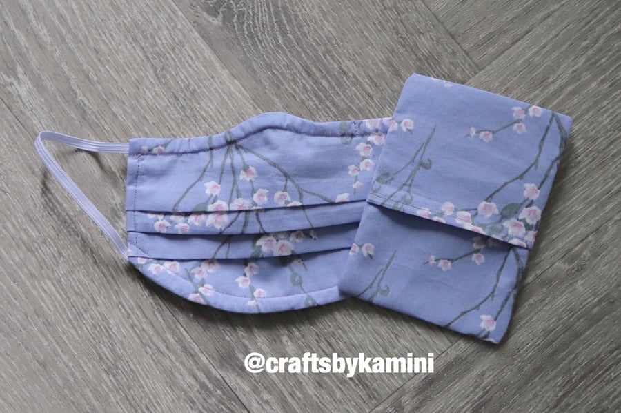 Reusable face covering with bag (P&P included)