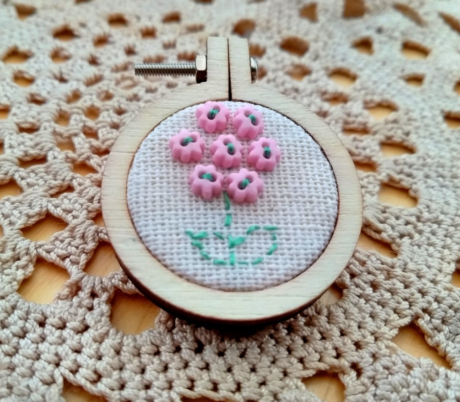 Mini Hydrangea Embroidery Hoop Brooch