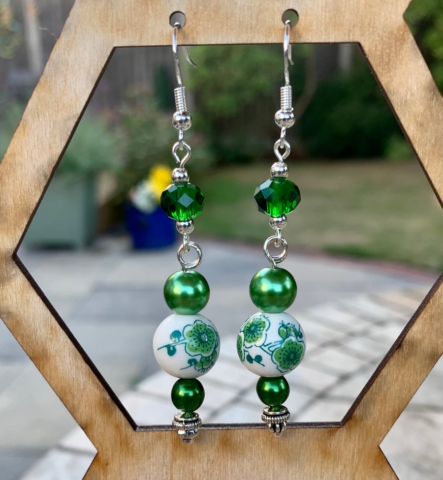 Emerald Green Crystal, Pearl & Floral Dangle Vintage Style Earrings
