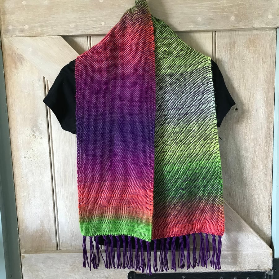 Hand woven scarf - Neon purple