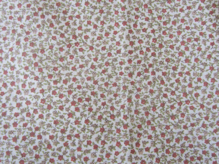 2 Metres of Unused Vintage Liberty Small Floral Ditsy Print Fabric.