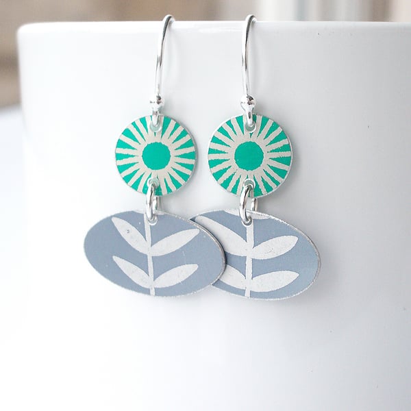 Flower and leaf earrings in jade green and grey