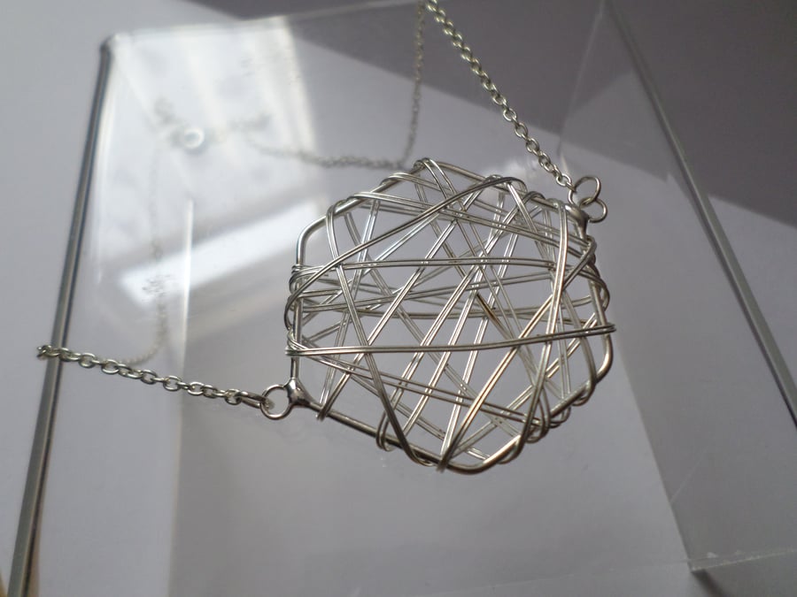 Handmade Wired Hexagon Necklace
