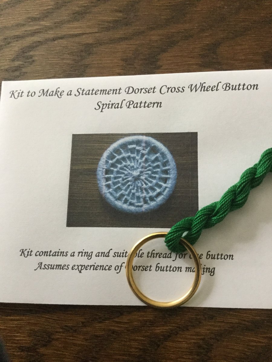 Kit to Make a Statement Dorset Button, Spiral Design, Green