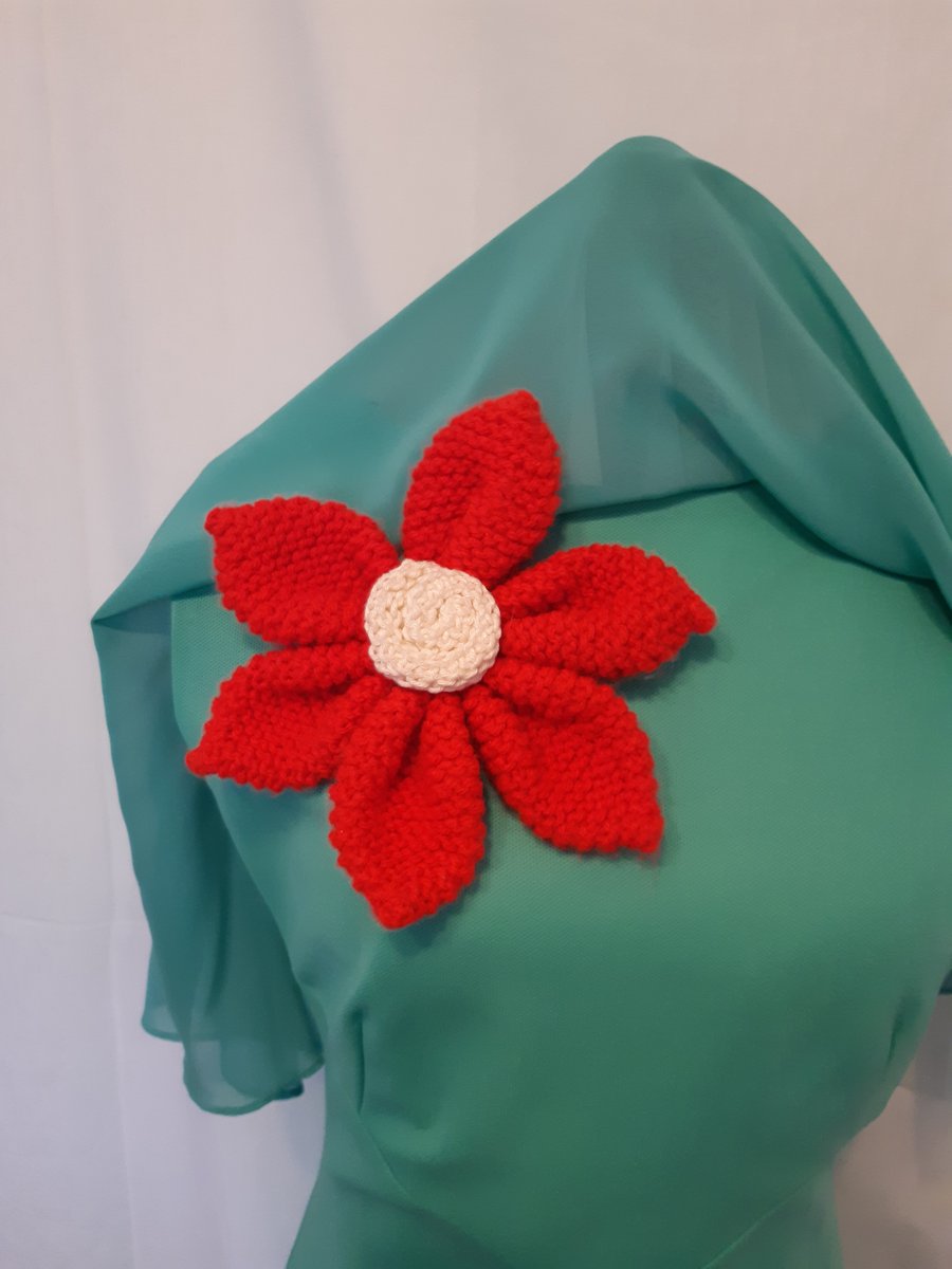 Giant statement brooch 