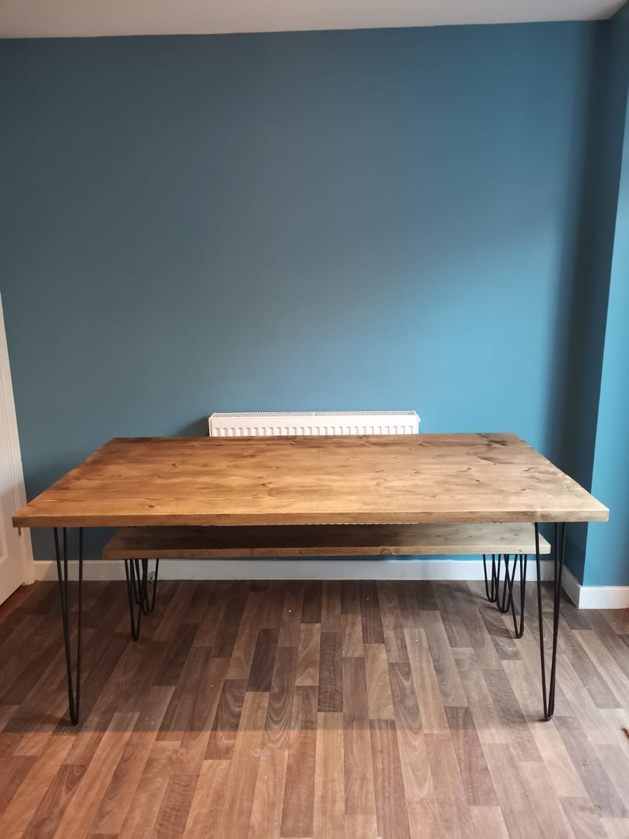 Dinning table with Hairpin legs 