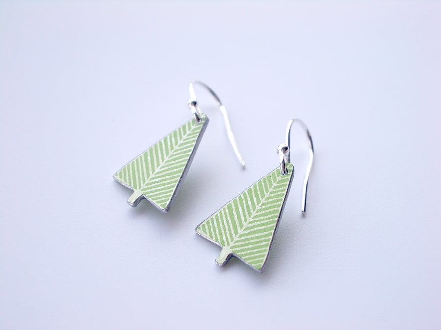 Christmas tree earrings in green
