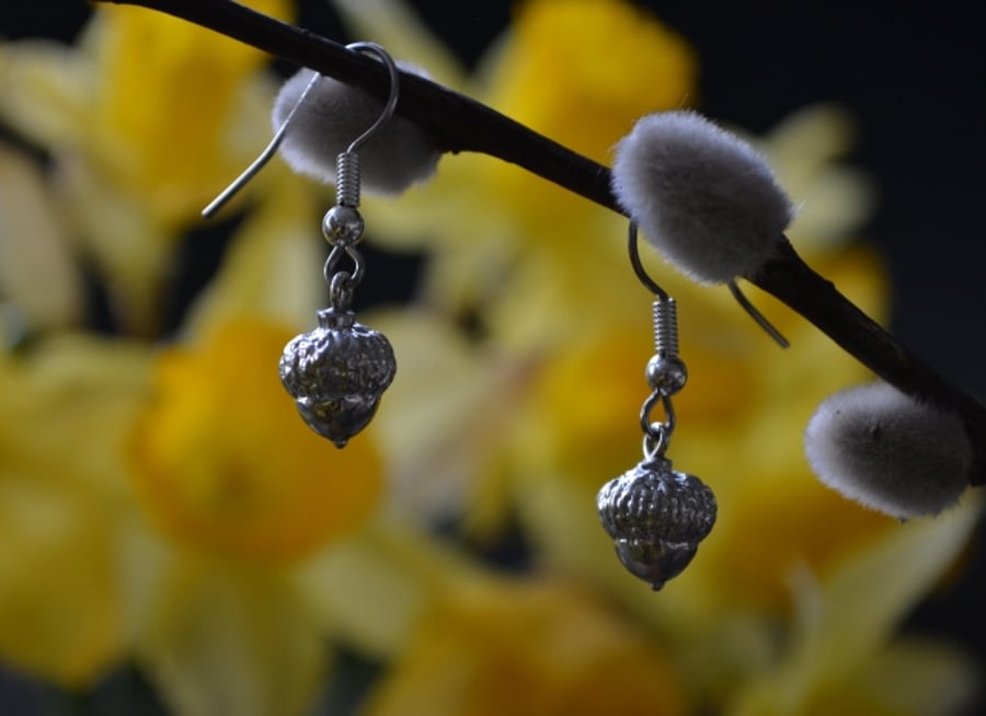 Acorn pewter earrings