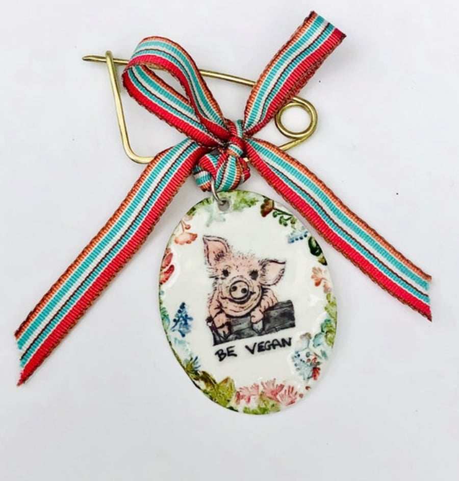 Vegan porcelain pendant with piggy