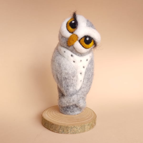 "Uwila" Medium Grey Owl - Unique Needle Felted Sculpture. Woodland Home Decor. 