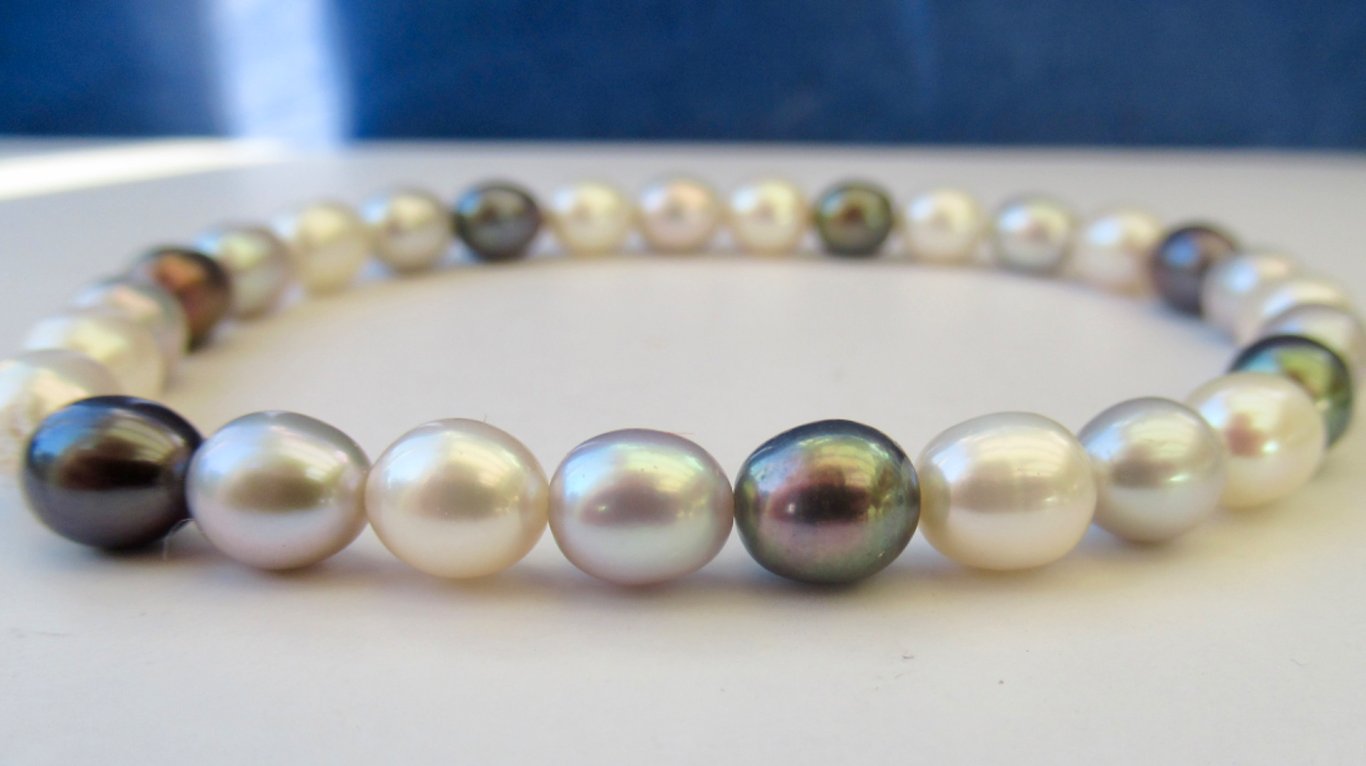 'Siren's Song' multi pearl stretchy bracelet 