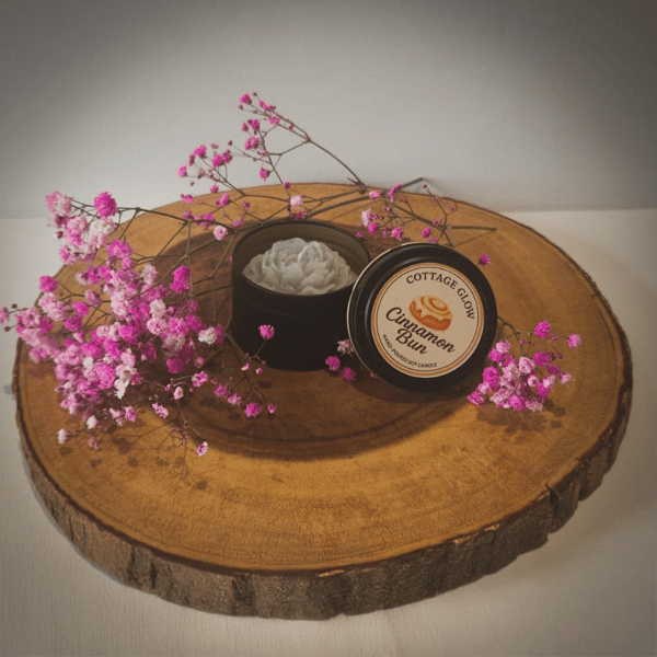 Cinnamon Bun Flower Candle
