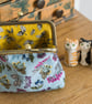 Coin purse made with an Autumn fruits print and a golden leaves lining - Image 2