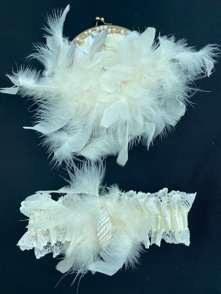 Bridal Accessories. Elegant Garter and Lipstick Purse. Feathers, Pearls, Sequins