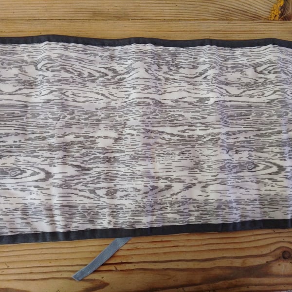Make up brush roll holder