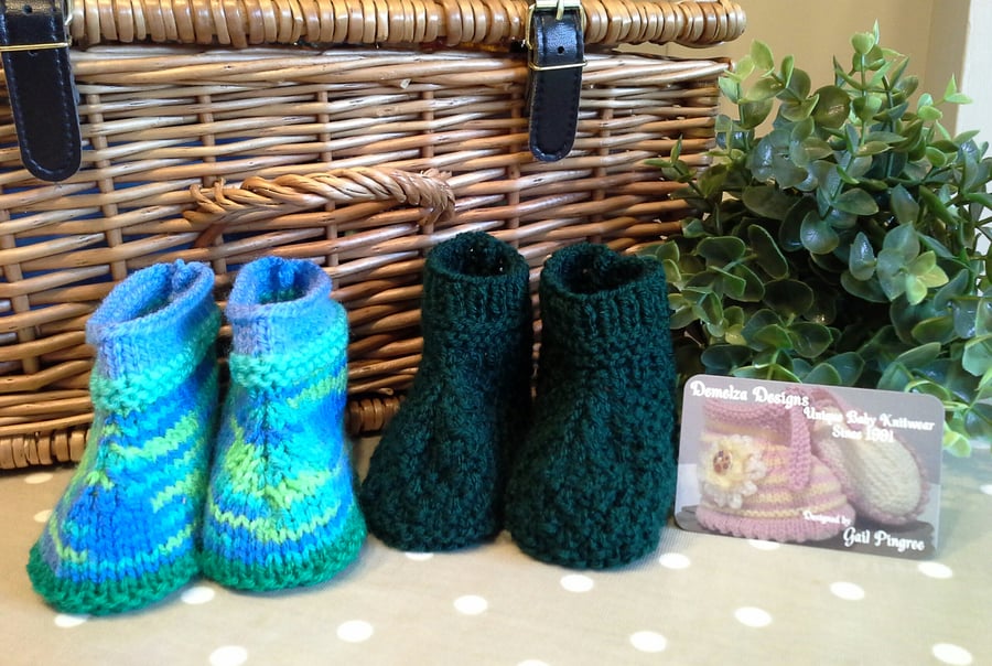 Hand Knitted Baby Boy's 2 Pair Pack Booties-Slippers  3-9 mths (HELP A CHARITY)
