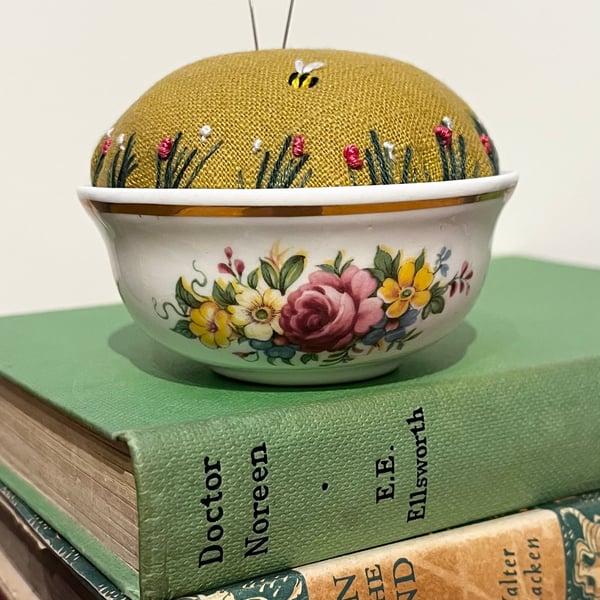 Pretty rose dish embroidered pincushion