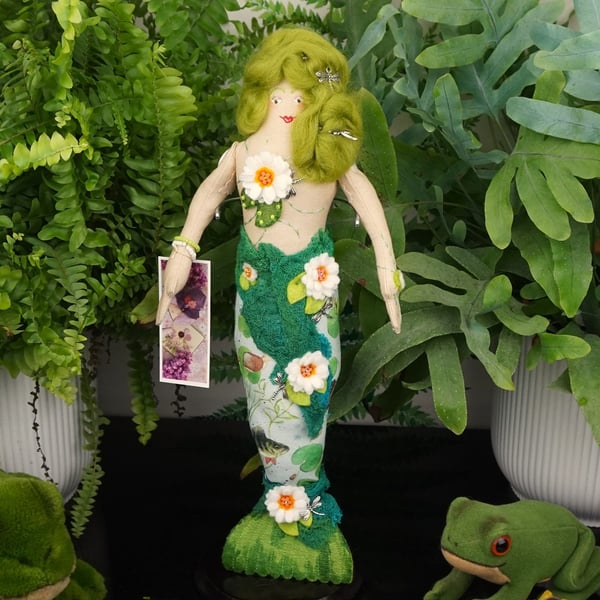 Melusine, A Tiny Lily Pad Mermaid Doll