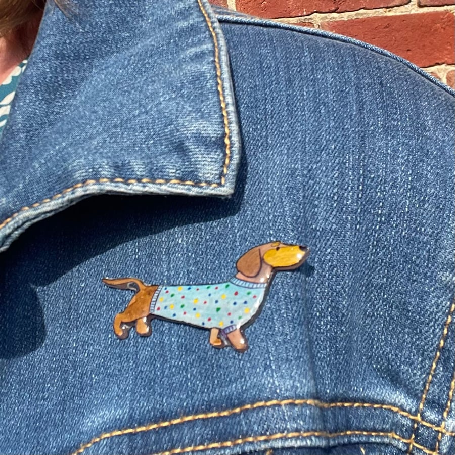 Dachshund Pin Badge, brooch, resin bag charm, craft drop