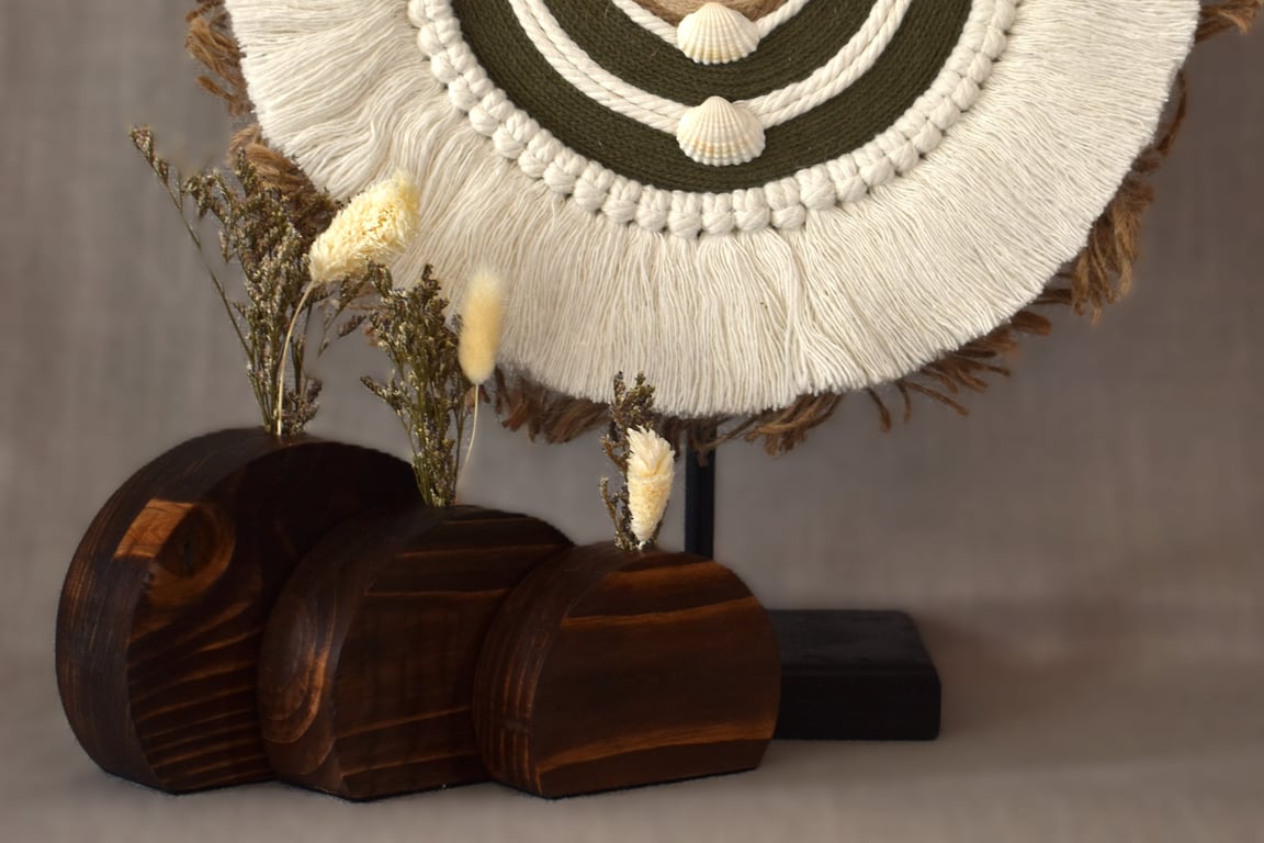 Set of 3 Circular Vases & Dried Flowers