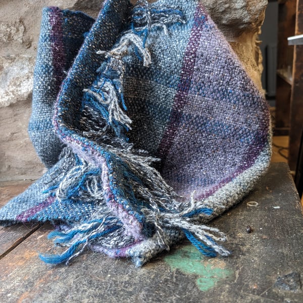 Handwoven, pure wool cowl