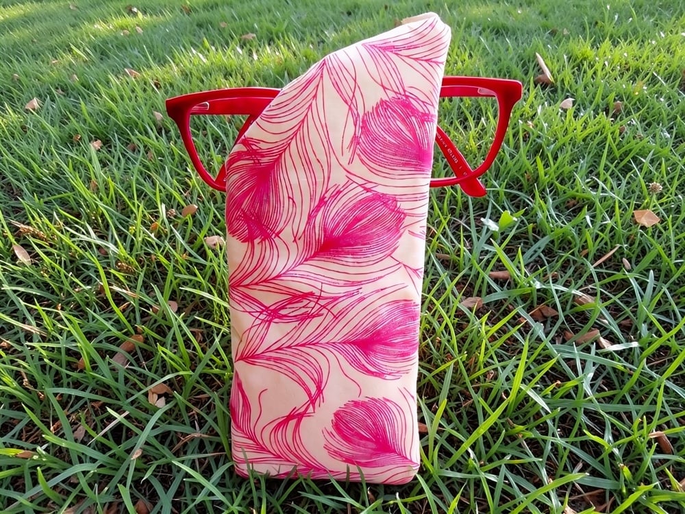 Pink Feathers Glasses Case Lined & Padded 