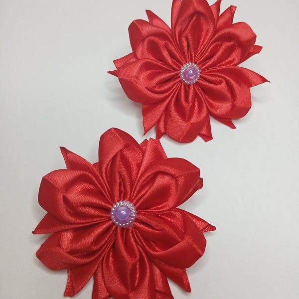 Elegant Red Floral Hair Elastics (Set of 2) - Kanzashi Technique Accessory