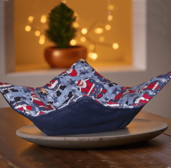 Christmas Fabric food dish. Snacks, Sweets, Hot bowls 