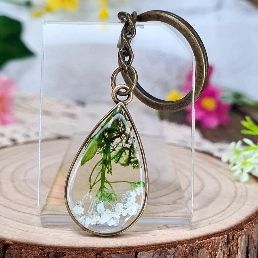Floral resin keyring