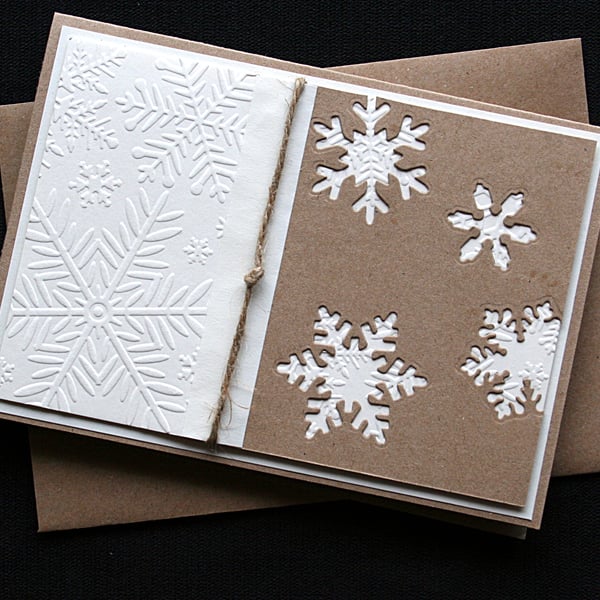 Krafty Cream Snowstorm - Handcrafted Christmas Card - dr16-0058
