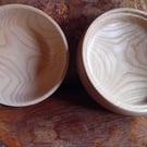 Large Lidded bowl  lovely grain. Item no 1017