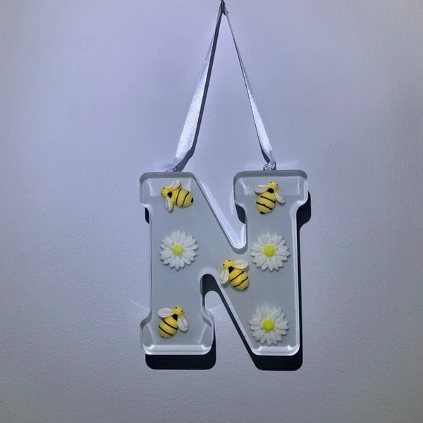 hanging letter