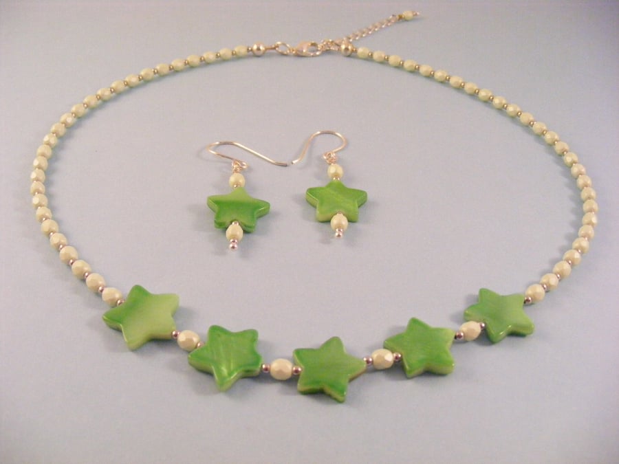 Green Shell Star Jewellery Set