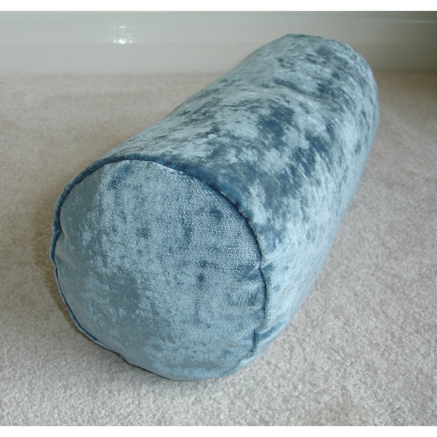 Round blue outlet cushion