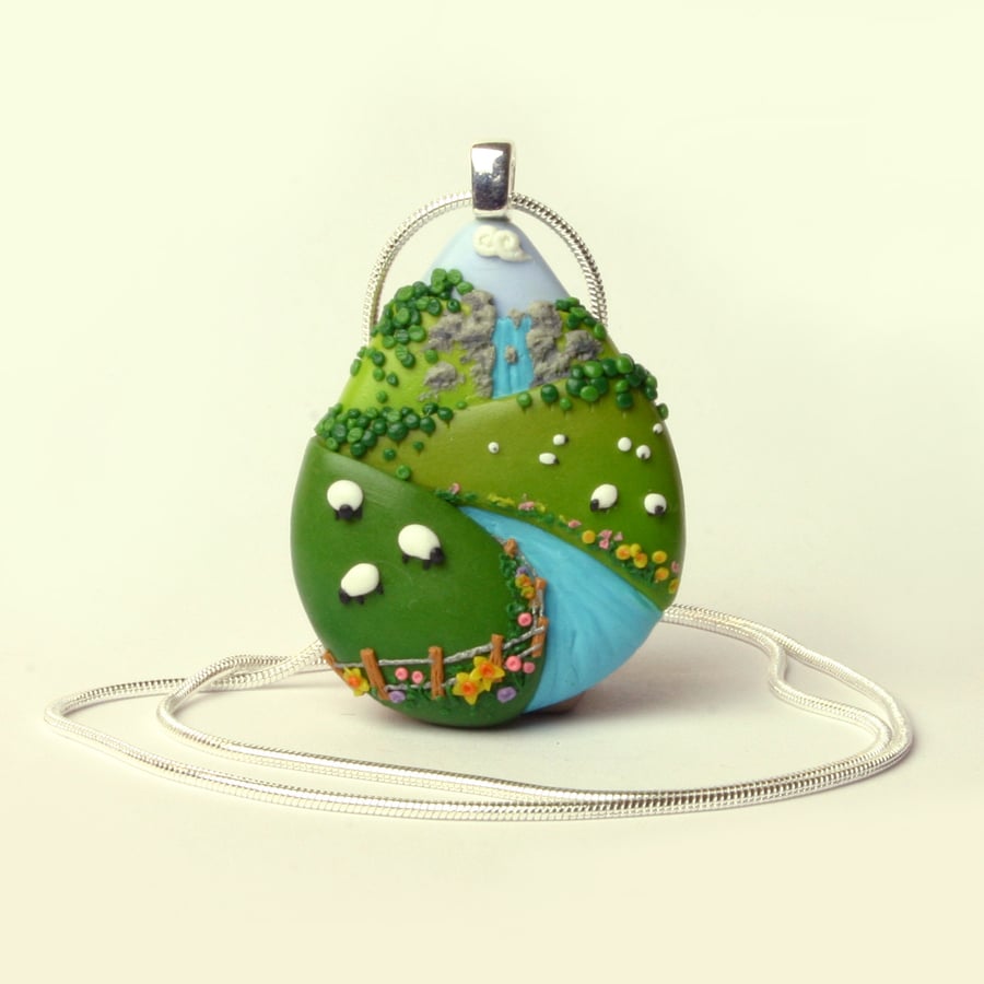 A Drop of Wales, Landscape necklace