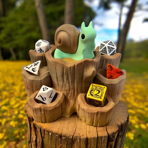 Snail Dice Tower 3D Print DnD Accessories Geek Gift Tree Stump Dice Storage
