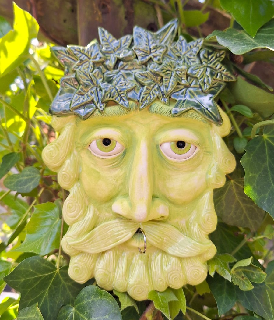 Bogie Barry - ceramic wall plaque