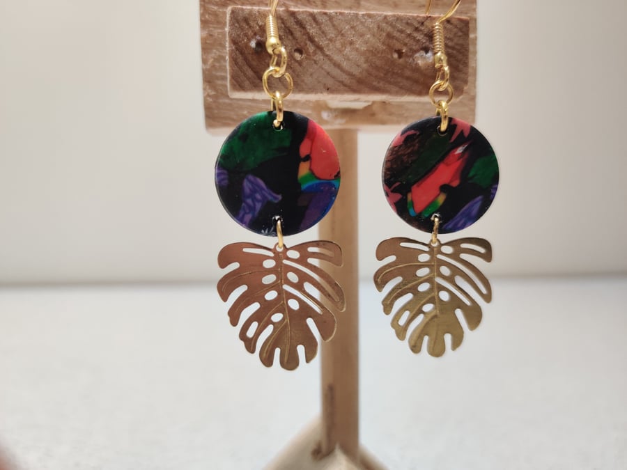 Jungle vibes monster leaf earrings