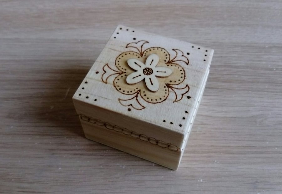Handmade Wooden Box. Engraved Floral Jewelry Box