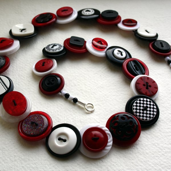 Red, Black and White Button Necklace