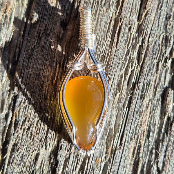 Wire wrapped yellow Chalcedony pendant gemstone necklace 