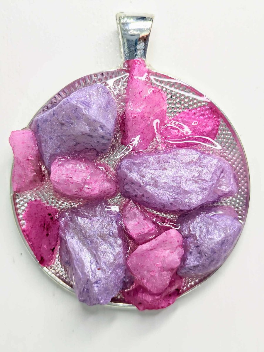 Large Round Pendant With Pink & Purple Rocks