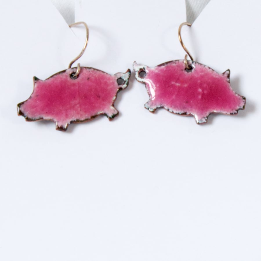small pink pig earrings
