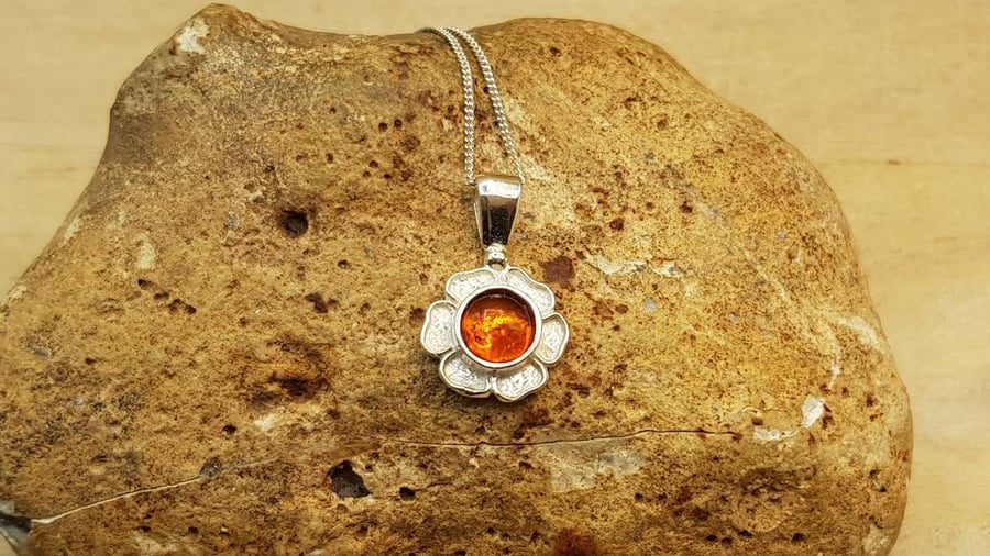 Tiny flower amber pendant necklace. 925 sterling silver