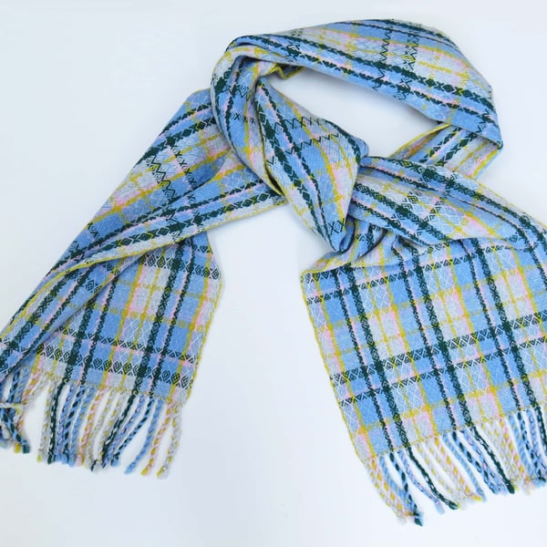 Handwoven tartan scarf