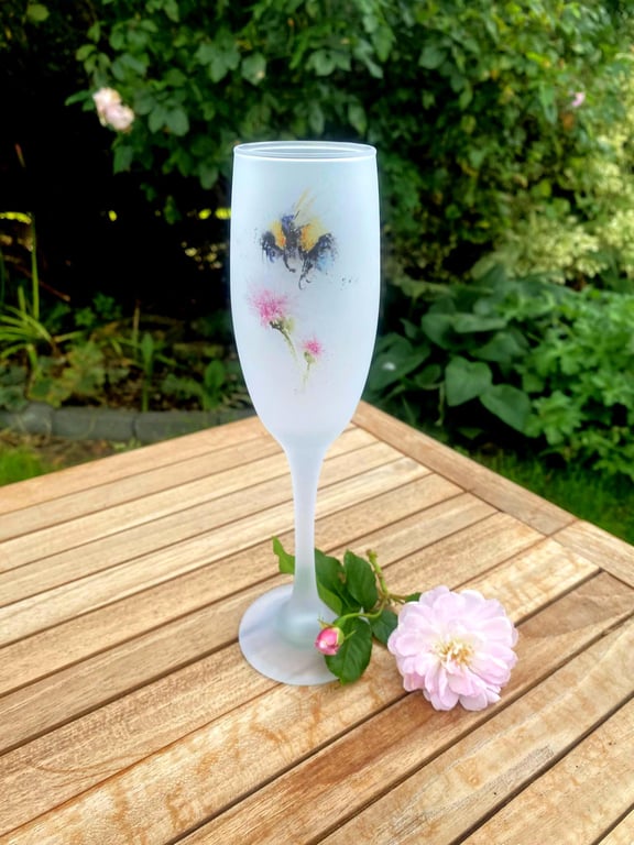 Bumblebee and Flower Watercolour Motif, Frosted Glass Champagne Flute, Prosecco 