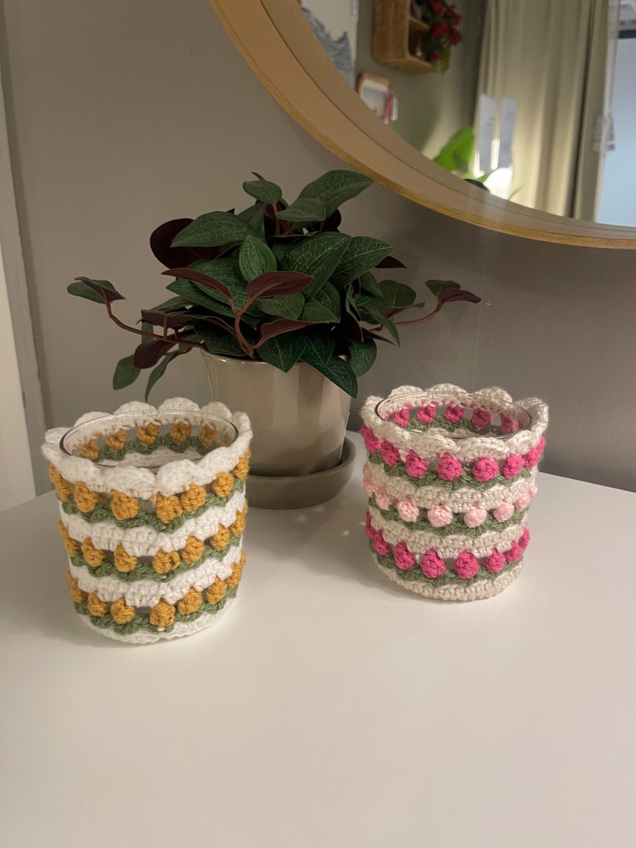 Crochet Tulip Pen Pot - Desk Organiser
