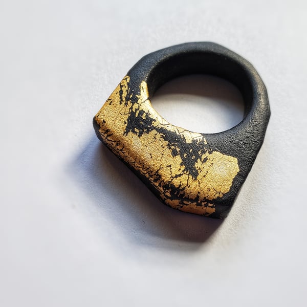 Wabi Sabi Black and Gold distressed statement ring size P