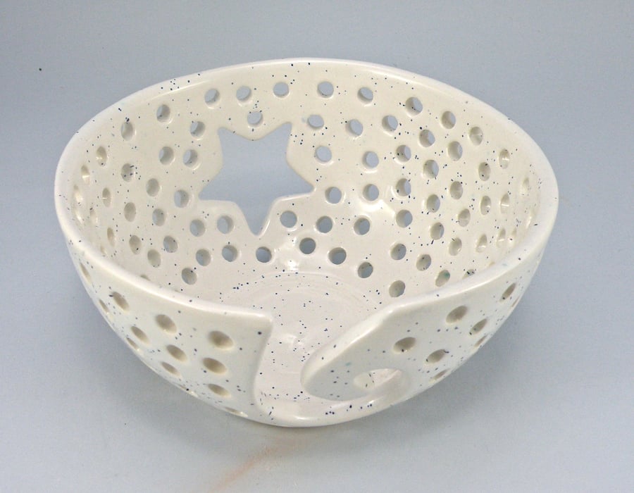 Ceramic Yarn Bowl Knitting Bowl handmade Crochet Bowl Lead free Glaze