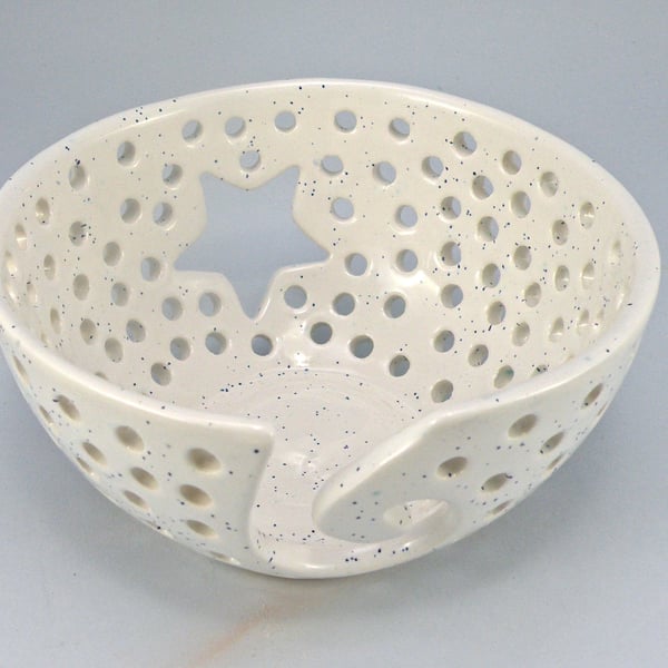 Ceramic Yarn Bowl Knitting Bowl handmade Crochet Bowl Lead free Glaze